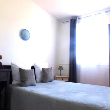 Du Hotel