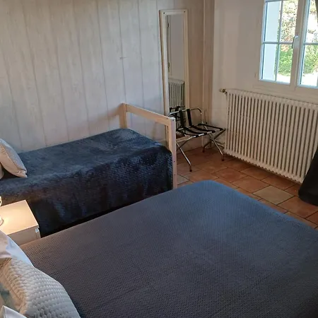 Du Hotel 2*